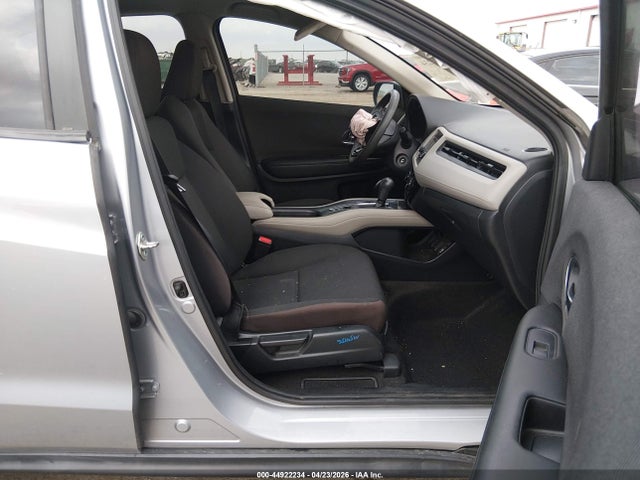 Honda HR-V LX 2018 3CZRU5H30JM715036 Image 5
