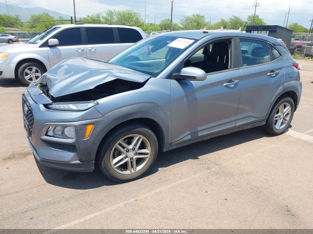 2019 Hyundai Kona Se მანქანა იყიდება აუქციონზე, vin: KM8K12AA4KU379276, აუქციონის ნომერი: 44922248