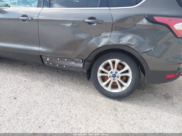44922284 :رقم المزاد ، 1FMCU0GD4HUF03184 vin ، 2017 Ford Escape Se مزاد بيع