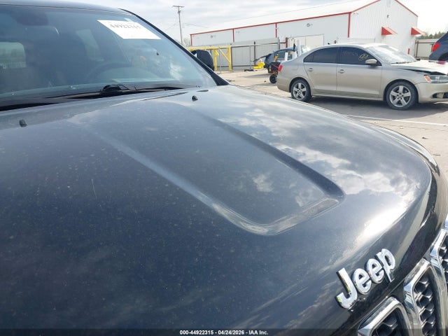44922315 :رقم المزاد ، 1C4RJFAG6KC759773 vin ، 2019 Jeep Grand Cherokee Laredo E 4x4 مزاد بيع