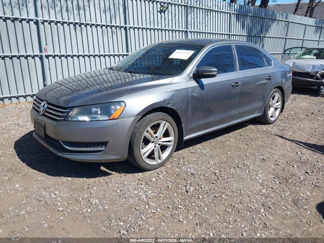 Продаж на аукціоні авто 2014 Volkswagen Passat 1.8t Se, vin: 1VWBT7A37EC040371, номер лоту: 44922322