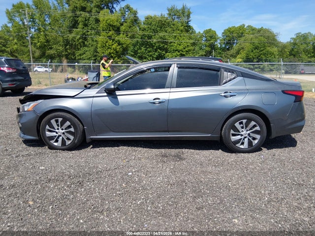 44922323 :رقم المزاد ، 1N4BL4BV9KC204416 vin ، 2019 Nissan Altima 2.5 S مزاد بيع