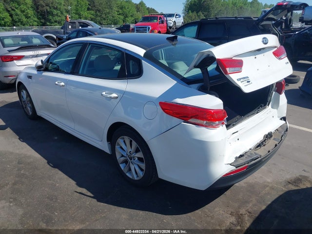 Auction sale of the 2016 Kia Optima Ex, vin: 5XXGU4L34GG008353, lot number: 44922334