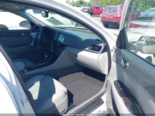 Auction sale of the 2016 Kia Optima Ex, vin: 5XXGU4L34GG008353, lot number: 44922334