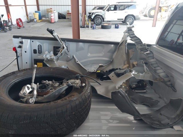 Продажа на аукционе авто 2025 Ford F-150 Lightning Lariat, vin: 1FT6W5L79SWG27505, номер лота: 44922402