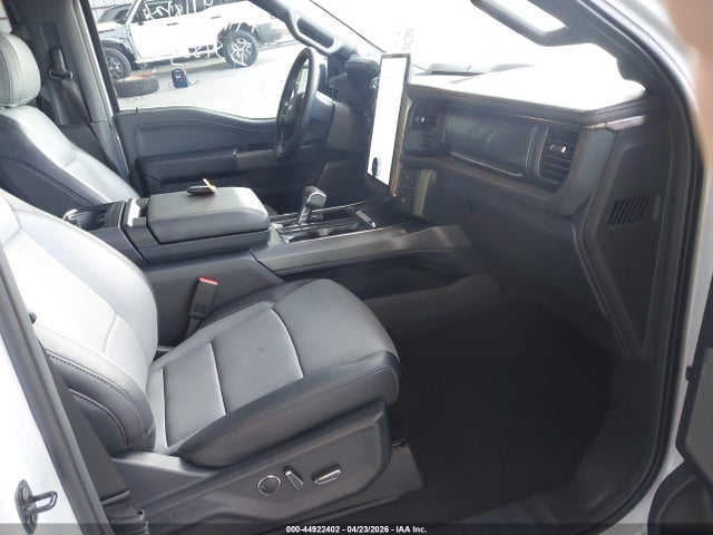 Продажа на аукционе авто 2025 Ford F-150 Lightning Lariat, vin: 1FT6W5L79SWG27505, номер лота: 44922402