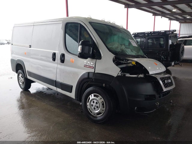 44922405 :رقم المزاد ، 3C6LRVVG3NE118684 vin ، 2022 Ram Promaster 2500 مزاد بيع