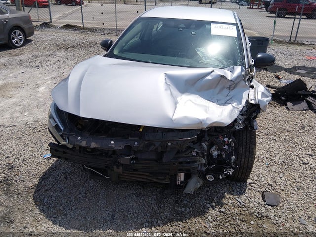 Продажа на аукционе авто 2020 Nissan Sentra Sv Xtronic Cvt, vin: 3N1AB8CV8LY266660, номер лота: 44922423