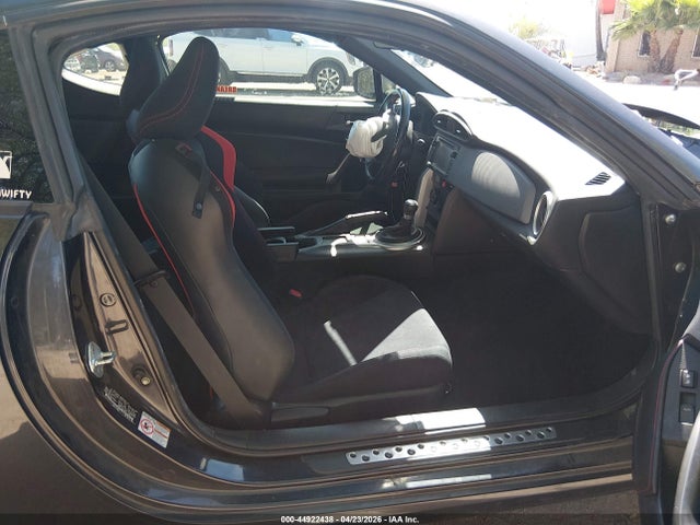 Scion FR-S 2015 JF1ZNAA11F8713642 Image 5