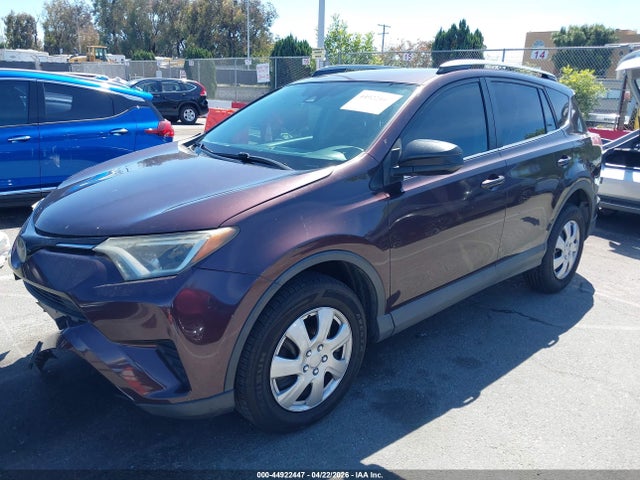 2T3ZFREV7HW365121 Toyota RAV4 LE