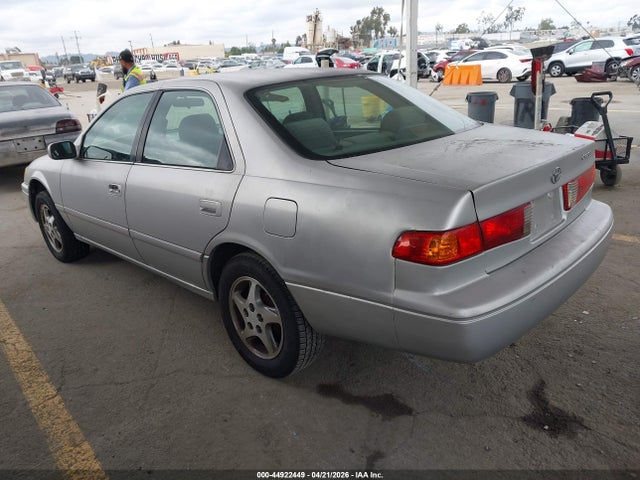 Продажа на аукционе авто 2001 Toyota Camry Ce, vin: 4T1BG22K41U837953, номер лота: 44922449