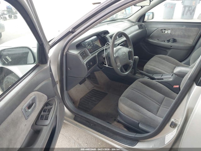 Продажа на аукционе авто 2001 Toyota Camry Ce, vin: 4T1BG22K41U837953, номер лота: 44922449