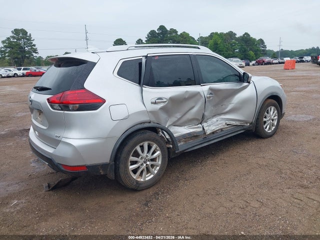 2017 Nissan Rogue Sv მანქანა იყიდება აუქციონზე, vin: JN8AT2MT0HW401055, აუქციონის ნომერი: 44922452