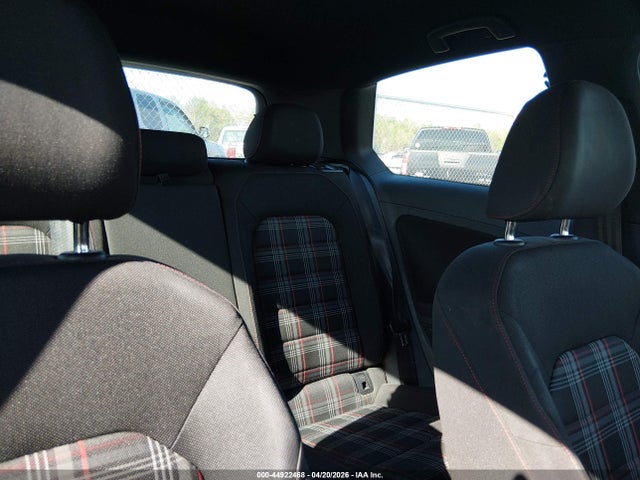 44922468 :رقم المزاد ، 3VWY47AU0GM011098 vin ، 2016 Volkswagen Golf Gti S W/performance Package 2-door مزاد بيع