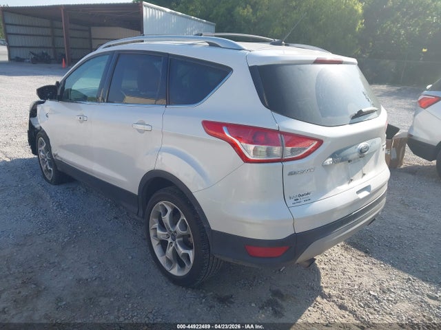 44922489 :رقم المزاد ، 1FMCU0J90FUB88434 vin ، 2015 Ford Escape Titanium مزاد بيع