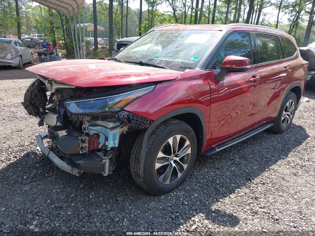 Продаж на аукціоні авто 2022 Toyota Highlander Xle, vin: 5TDGZRAH8NS135499, номер лоту: 44922493