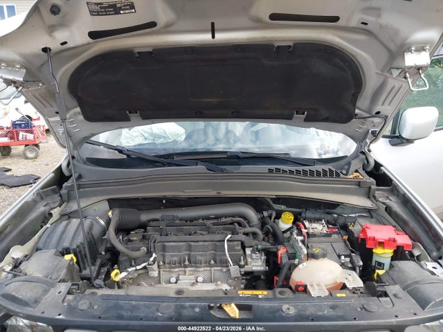 44922522 :رقم المزاد ، ZACNJDBB1MPM96934 vin ، 2021 Jeep Renegade Latitude 4x4 مزاد بيع