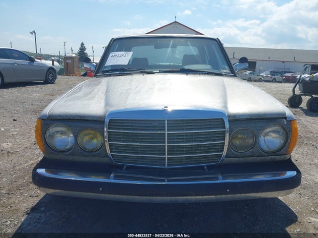 1984 Mercedes-benz 300 Dt მანქანა იყიდება აუქციონზე, vin: WDBAB33AXEA092867, აუქციონის ნომერი: 44922527