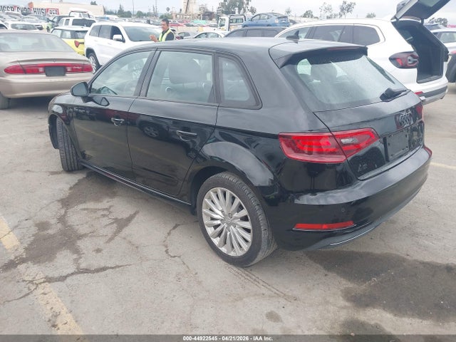 WAUUPBFF5GA163412 Audi A3 E-tron 1.4t Premium