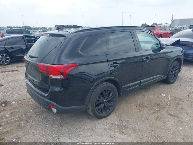 Продажа на аукционе авто 2018 Mitsubishi Outlander Le, vin: JA4AD3A39JZ046887, номер лота: 44922547