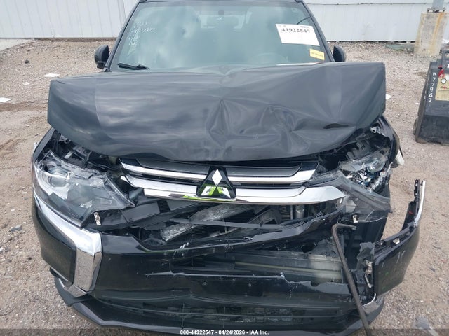 Продажа на аукционе авто 2018 Mitsubishi Outlander Le, vin: JA4AD3A39JZ046887, номер лота: 44922547