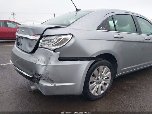 2013 Chrysler 200 Lx მანქანა იყიდება აუქციონზე, vin: 1C3CCBAGXDN736713, აუქციონის ნომერი: 44922567