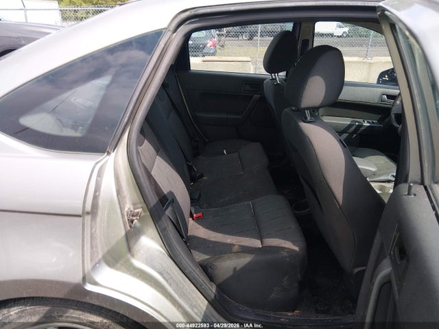 44922593 :رقم المزاد ، 1FAHP35N38W286817 vin ، 2008 Ford Focus Se/ses مزاد بيع
