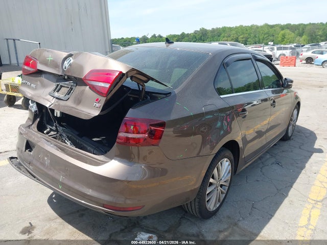 Auction sale of the 2016 Volkswagen Jetta 1.8t Sel, vin: 3VWL07AJ2GM221634, lot number: 44922600