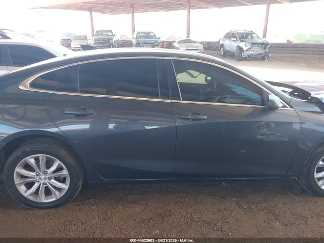 1G1ZD5ST1LF080693 Chevrolet Malibu Fwd Lt
