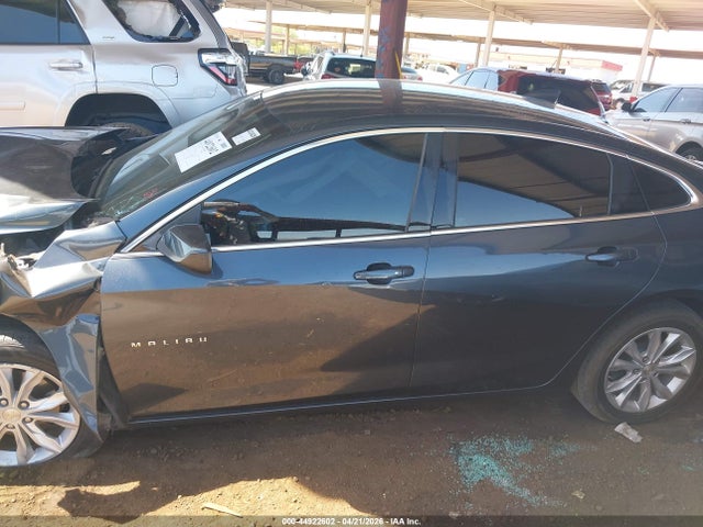 1G1ZD5ST1LF080693 Chevrolet Malibu Fwd Lt