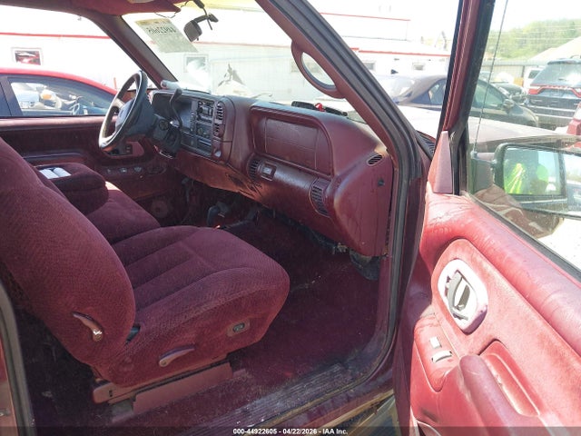 Aukcja sprzedaży 1998 Chevrolet K1500 Fleetside, vin: 2GCEK19R8W1143167, numer aukcji: 44922605