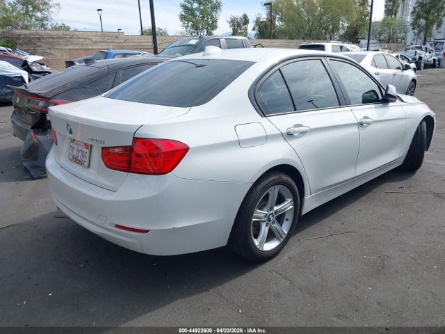 Продажа на аукционе авто 2013 Bmw 328i, vin: WBA3C1C59DF444611, номер лота: 44922609