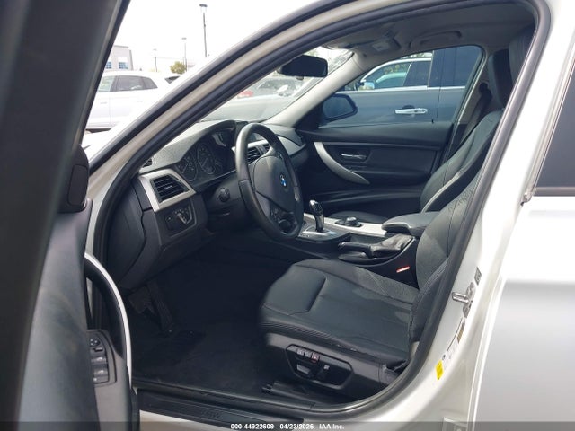 Продажа на аукционе авто 2013 Bmw 328i, vin: WBA3C1C59DF444611, номер лота: 44922609