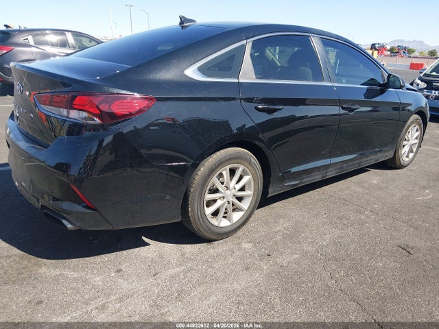 Hyundai SONATA SE 2019 5NPE24AF4KH794002 Image 4