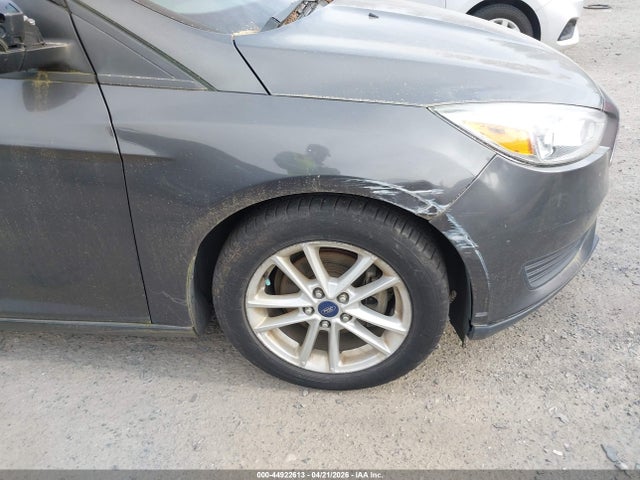 Ford FOCUS SE 2015 1FADP3K29FL314708 Image 12