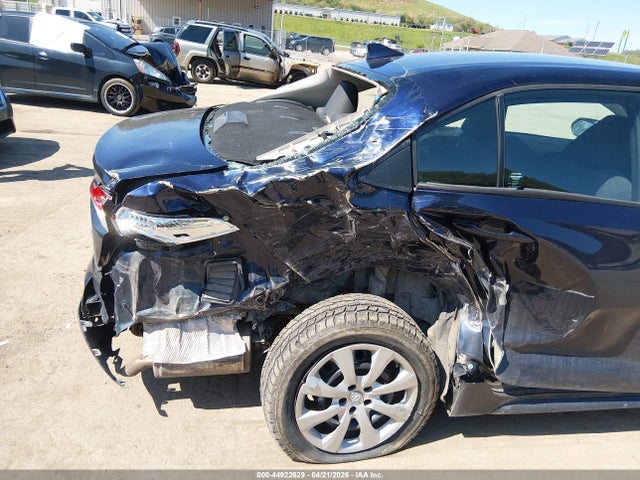 Продажа на аукционе авто 2022 Toyota Corolla Le, vin: 5YFEPMAE7NP368532, номер лота: 44922629