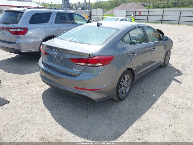 Продаж на аукціоні авто 2018 Hyundai Elantra Sel, vin: 5NPD84LF5JH399350, номер лоту: 44922631