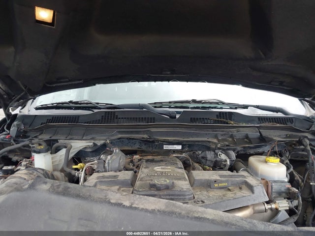 44922651 :رقم المزاد ، 3C6UR5FL6GG317283 vin ، 2016 Ram 2500 Laramie مزاد بيع