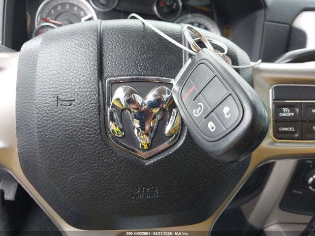 44922651 :رقم المزاد ، 3C6UR5FL6GG317283 vin ، 2016 Ram 2500 Laramie مزاد بيع