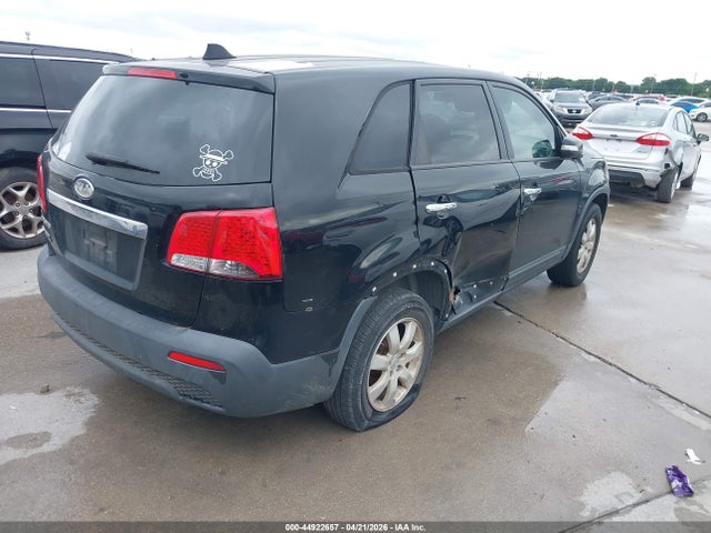 44922657 :رقم المزاد ، 5XYKT3A15BG105347 vin ، 2011 Kia Sorento Lx مزاد بيع