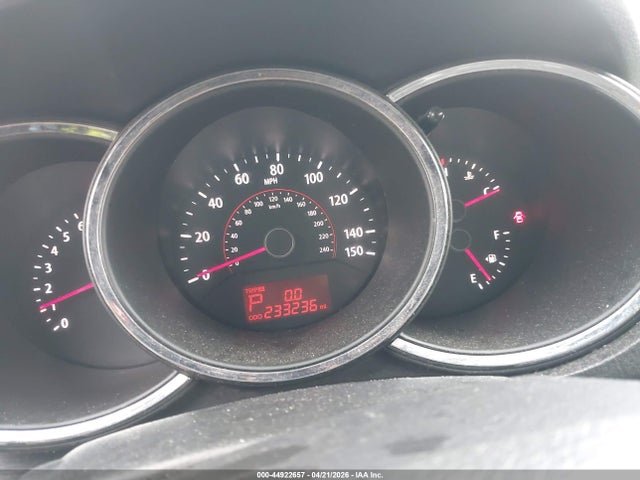 44922657 :رقم المزاد ، 5XYKT3A15BG105347 vin ، 2011 Kia Sorento Lx مزاد بيع