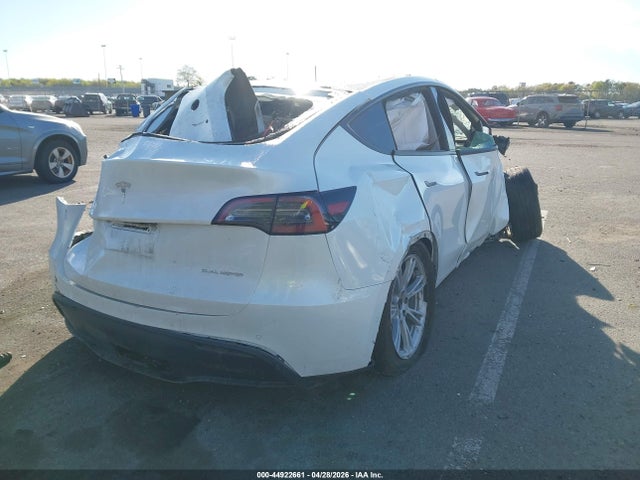 44922661 :رقم المزاد ، 5YJYGDEE9MF265548 vin ، 2021 Tesla Model Y Long Range Dual Motor All-wheel Drive مزاد بيع
