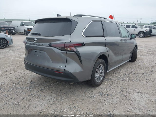 Продаж на аукціоні авто 2026 Toyota Sienna Xle, vin: 5TDYRKEC1TS299782, номер лоту: 44922669