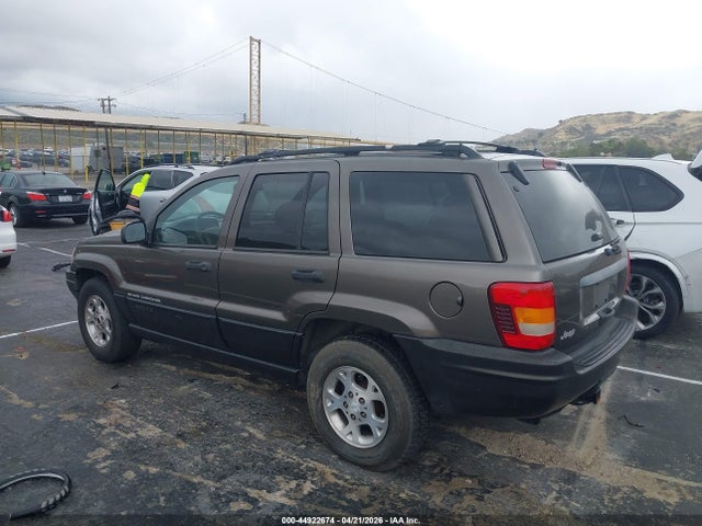 1999 Jeep Grand Cherokee Laredo მანქანა იყიდება აუქციონზე, vin: 1J4G258S9XC798755, აუქციონის ნომერი: 44922674