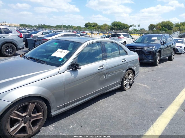 Aukcja sprzedaży 2010 Mercedes-benz C 300 Luxury/sport, vin: WDDGF5EB0AR089236, numer aukcji: 44922714