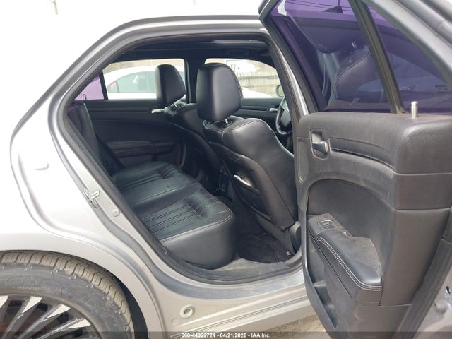 2014 Chrysler 300 S მანქანა იყიდება აუქციონზე, vin: 2C3CCABG4EH264642, აუქციონის ნომერი: 44922724