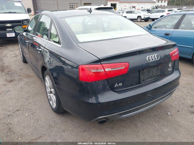 44922730 :رقم المزاد ، WAUBGAFC2CN025837 vin ، 2012 Audi A6 3.0 Premium مزاد بيع