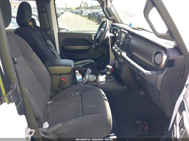 1C4GJXAG7KW519014 Jeep Wrangler Sport S 4x4