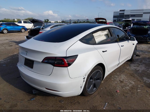 2022 Tesla Model 3 Rear-wheel Drive მანქანა იყიდება აუქციონზე, vin: 5YJ3E1EA6NF316663, აუქციონის ნომერი: 44922744