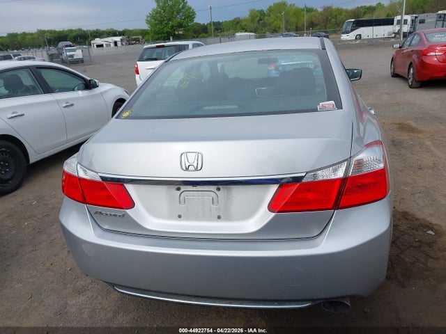 Продажа на аукционе авто 2015 Honda Accord Lx, vin: 1HGCR2E33FA017557, номер лота: 44922754